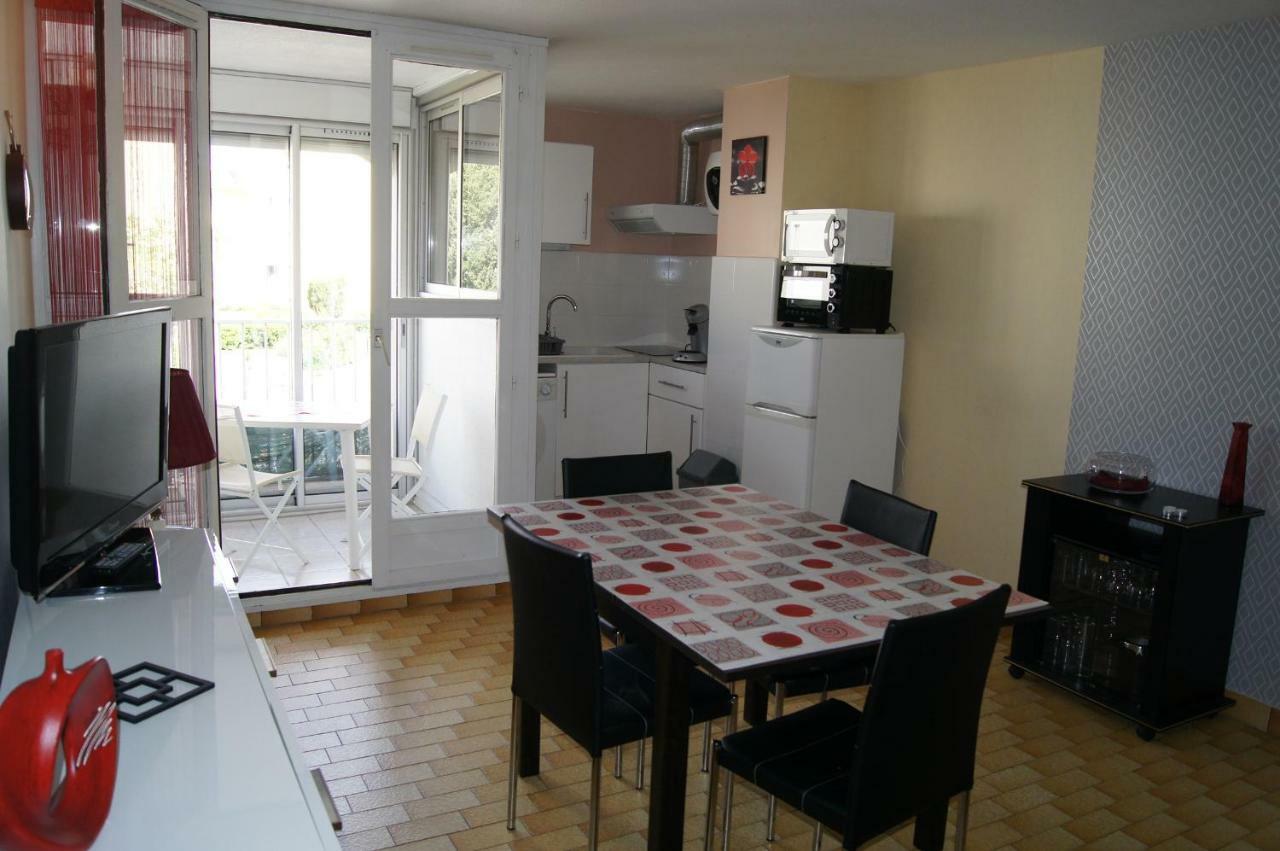 Lara 1 - Grand T2 Loggia Sans Vis-A-Vis Parking - Pres Centre-Port, Ile Des Loisirs, Plage Richelieu Agde Bagian luar foto