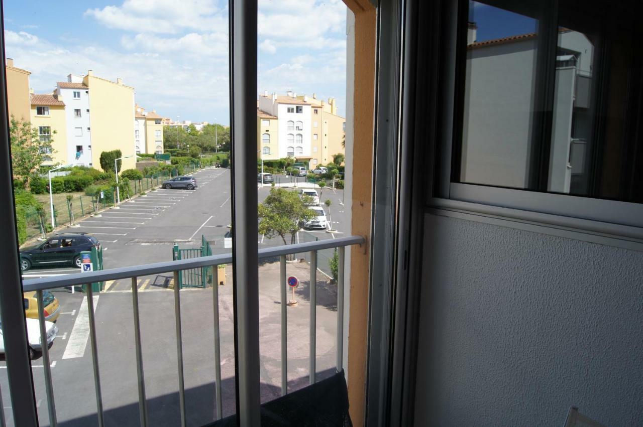 Lara 1 - Grand T2 Loggia Sans Vis-A-Vis Parking - Pres Centre-Port, Ile Des Loisirs, Plage Richelieu Agde Bagian luar foto